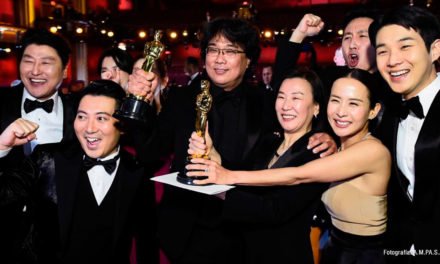 Parasites, le grand vainqueur entre dans l’histoire des Oscars 2020