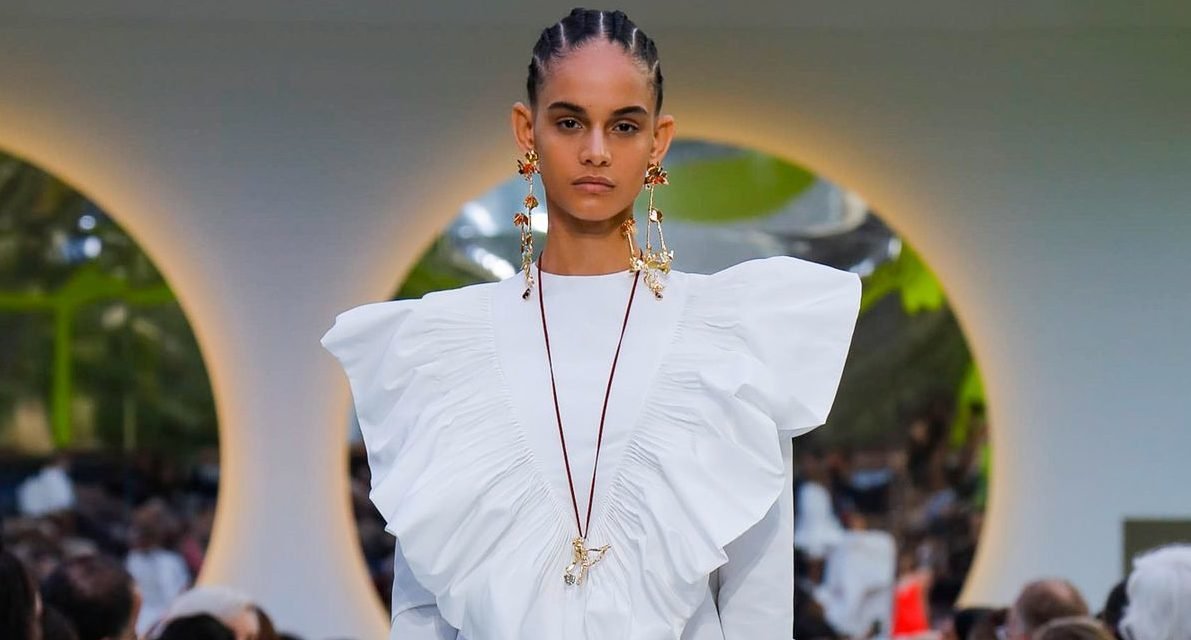 White Dress Summer<span class="wtr-time-wrap after-title">minuto de lectura</span>