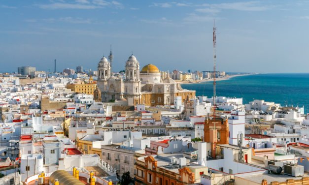 Cádiz: belleza, variedad y alegría